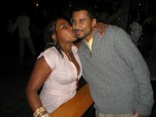 Davidi receives a kiss from a krioula